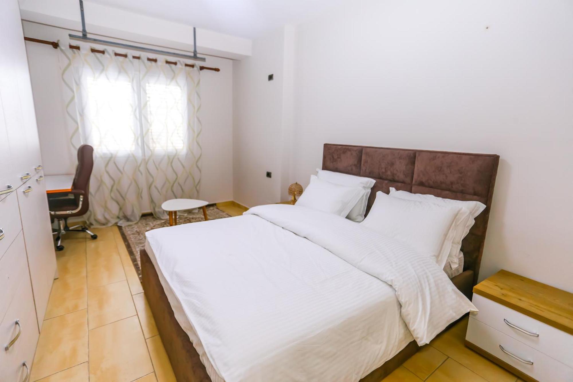 Apartamento Viatirana By Shqiptrip Exterior foto