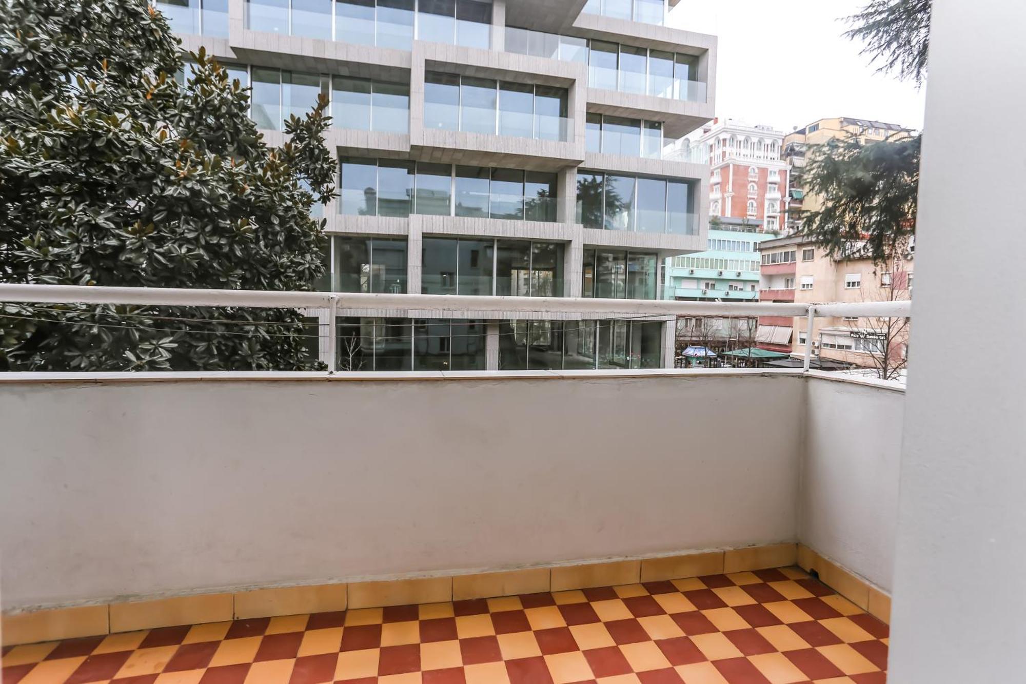 Apartamento Viatirana By Shqiptrip Exterior foto